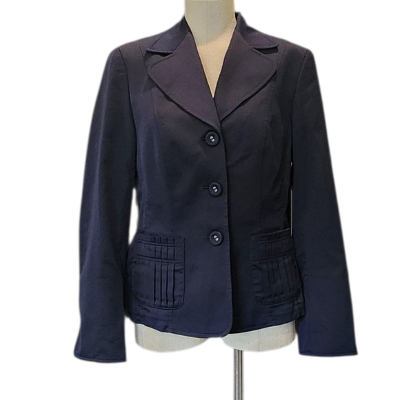 NWT'S Escada Blue Blazer with Notched Lapels